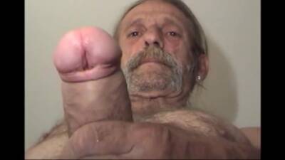 hairy dirty straight worker shows hisuncut big cock - fetishpapa.com