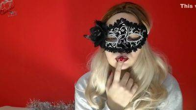 Cheese Cake - Met Her Husband With A Blowjob In A Mask And Stockings (close Up) - txxx - Russia